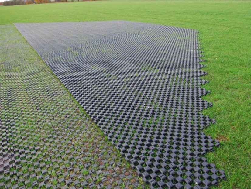 Zatravňovací tvárnice Terra-Grid E35 - černá