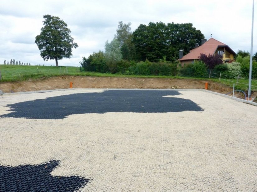 Zatravňovací tvárnice Terra-Grid E35 - černá